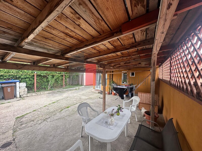Casa primitoare pentru familii, ofera spatiu si confort